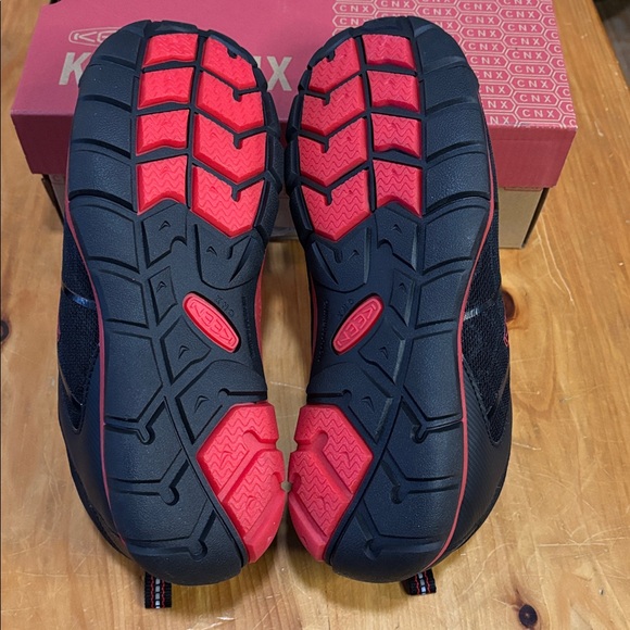 🌲Size 6Y - NWT: KEEN - Youth Hiking Shoes - Picture 12 of 16